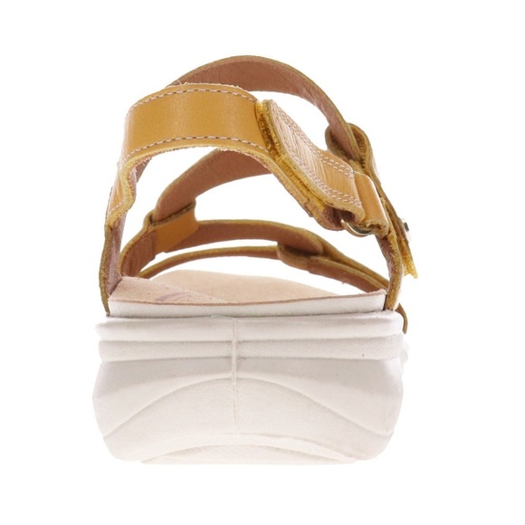 Revere Emerald Leather Sandals Mustard Size 8 - Picture 7 of 10